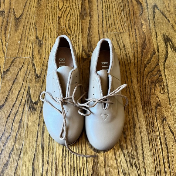 Children’s tap-flex leather tap shoes. - Picture 2 of 3